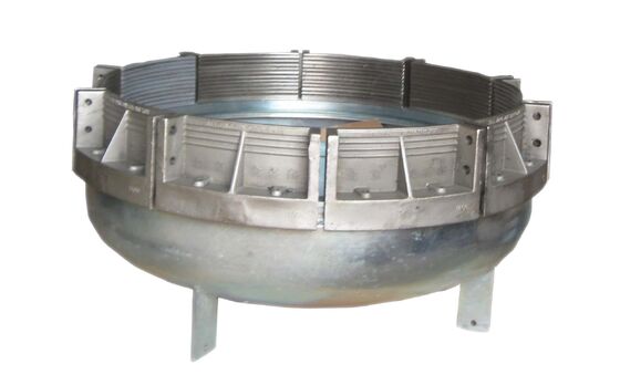 Lekkie zaślepki do rur z tworzywa sztucznego z zakończeniem uszczelniającym w kształcie bębna i ząbkowaną powierzchnią stykową zapewniającą większą siłę zaciskania